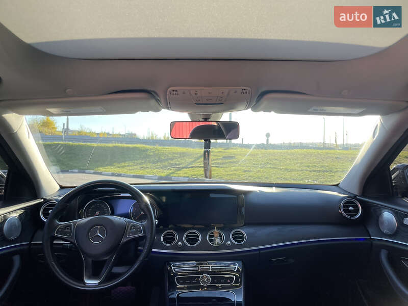 Седан Mercedes-Benz E-Class 2016 в Киеве фото 23 Седан Mercedes-Benz E-Class 2016 в Киеве