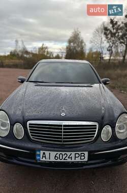 Седан Mercedes-Benz E-Class 2002 в Коростене