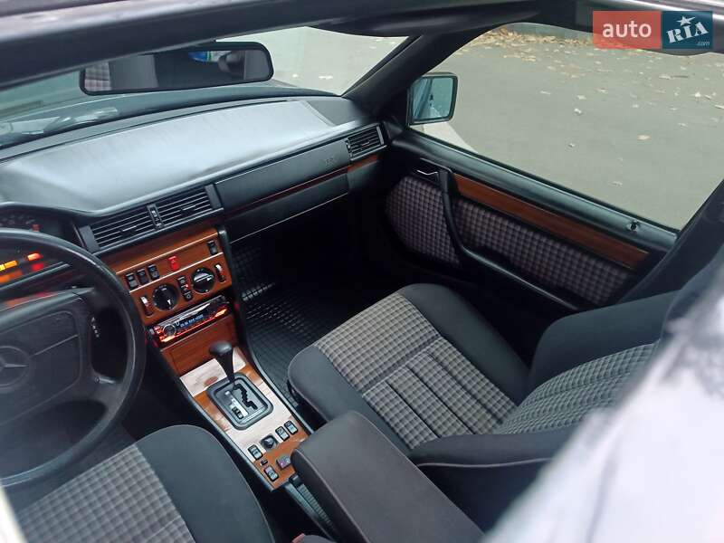 Універсал Mercedes-Benz E-Class 1994 в Вінниці фото 9 Універсал Mercedes-Benz E-Class 1994 в Вінниці