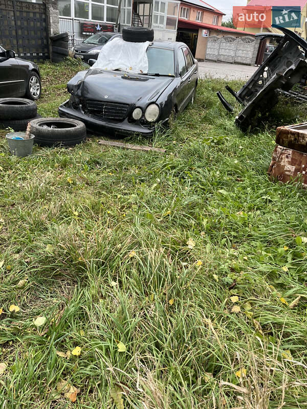 Седан Mercedes-Benz E-Class 2000 в Хмельницькому фото 2 Седан Mercedes-Benz E-Class 2000 в Хмельницькому