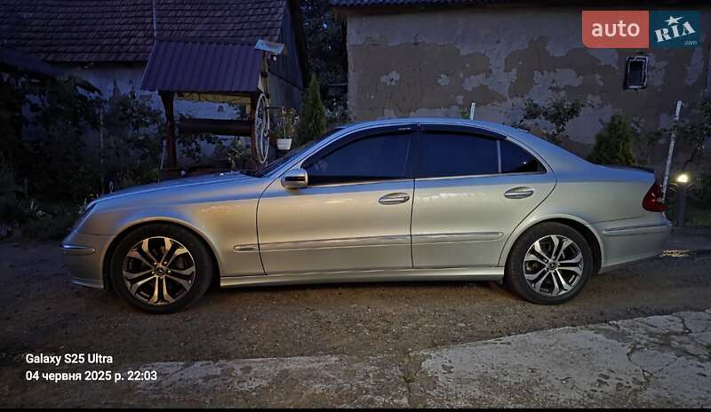 Седан Mercedes-Benz E-Class 2003 в Чопе фото 5 Седан Mercedes-Benz E-Class 2003 в Чопе
