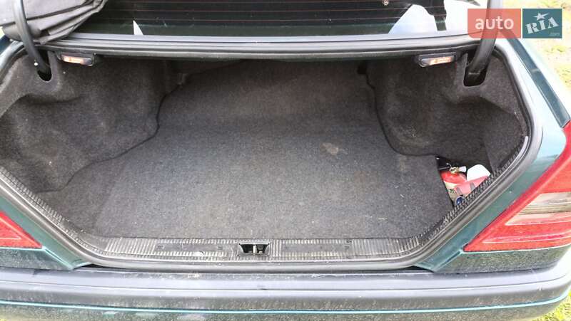 Седан Mercedes-Benz E-Class 1996 в Луцьку фото 7 Седан Mercedes-Benz E-Class 1996 в Луцьку