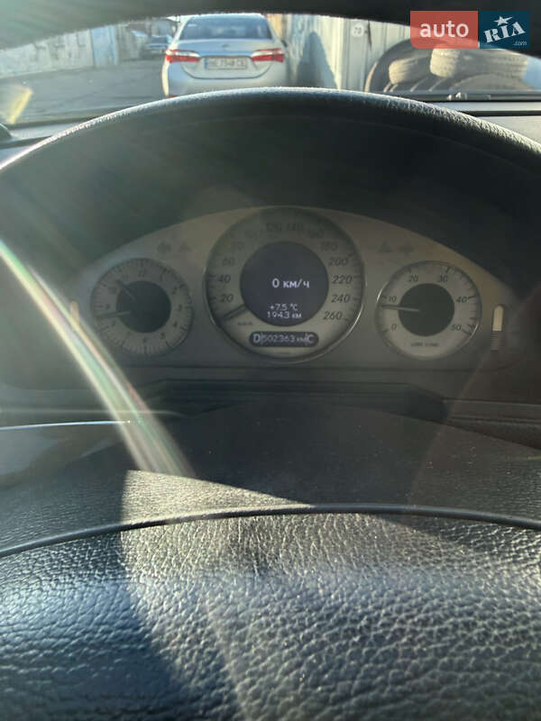Седан Mercedes-Benz E-Class 2008 в Николаеве фото 33 Седан Mercedes-Benz E-Class 2008 в Николаеве
