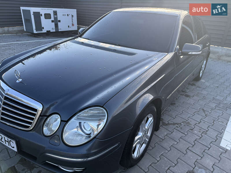 Седан Mercedes-Benz E-Class 2008 в Николаеве фото 9 Седан Mercedes-Benz E-Class 2008 в Николаеве