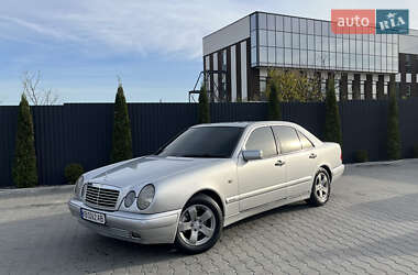 Седан Mercedes-Benz E-Class 1997 в Вінниці
