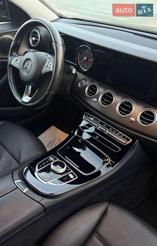 Седан Mercedes-Benz E-Class 2016 в Луцке фото 8 Седан Mercedes-Benz E-Class 2016 в Луцке
