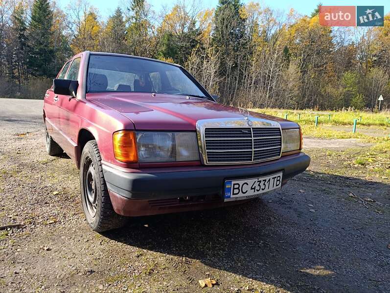 Седан Mercedes-Benz E-Class 1987 в Дрогобыче