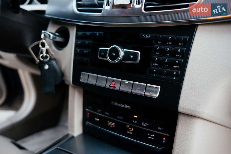 Седан Mercedes-Benz E-Class 2013 в Тернополі