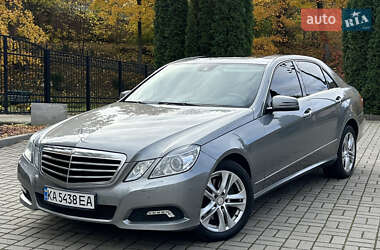 Седан Mercedes-Benz E-Class 2010 в Прилуках