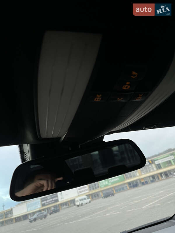 Седан Mercedes-Benz E-Class 2013 в Чернівцях фото 28 Седан Mercedes-Benz E-Class 2013 в Чернівцях