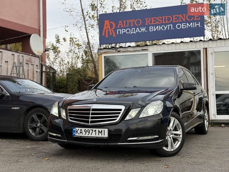 Mercedes-Benz E-Class 2011 Mercedes-Benz E-Class 2011