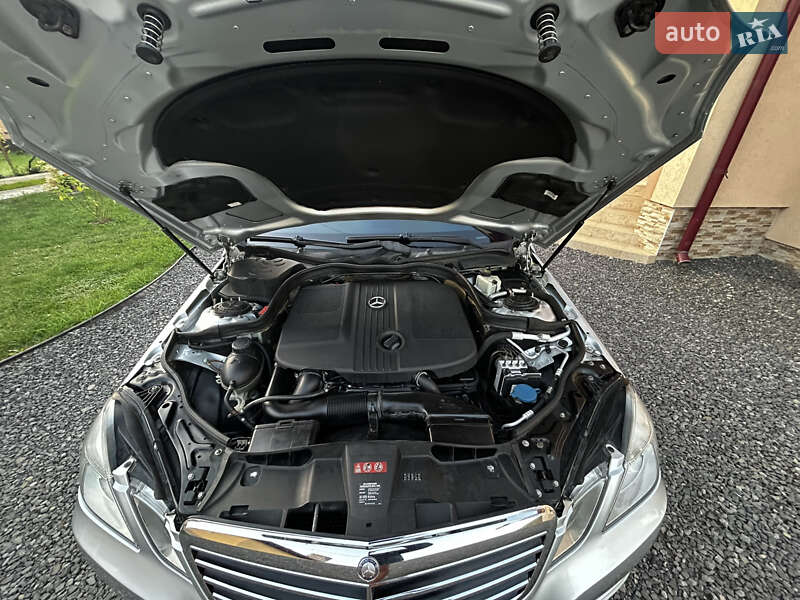 Седан Mercedes-Benz E-Class 2009 в Мукачево фото 29 Седан Mercedes-Benz E-Class 2009 в Мукачево