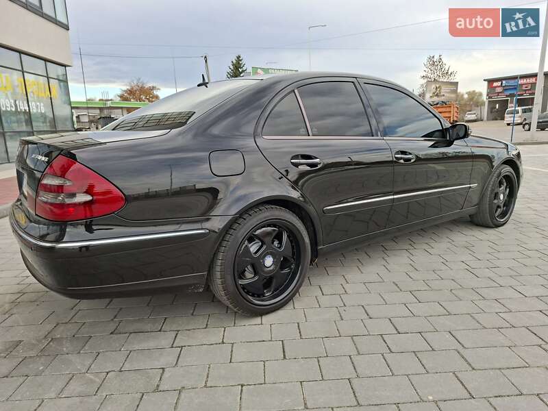 Седан Mercedes-Benz E-Class 2006 в Ивано-Франковске