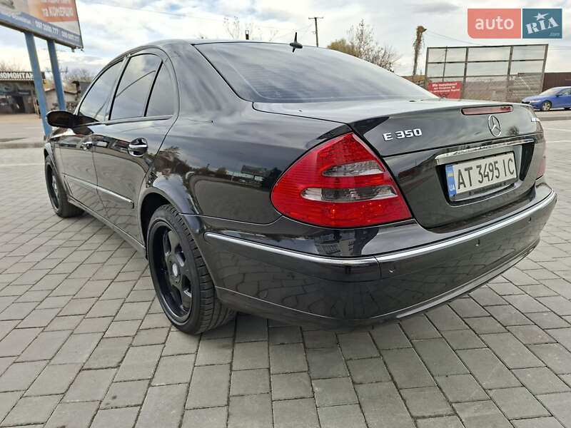 Седан Mercedes-Benz E-Class 2006 в Ивано-Франковске