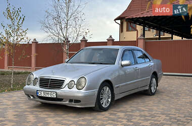 Седан Mercedes-Benz E-Class 2000 в Сторожинце