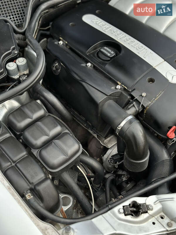 Седан Mercedes-Benz E-Class 2000 в Сторожинце