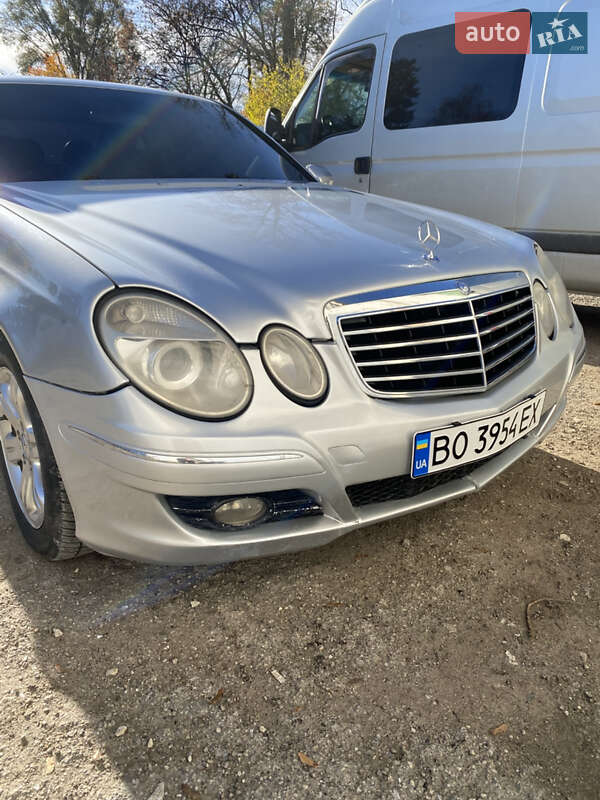 Седан Mercedes-Benz E-Class 2002 в Тернополе