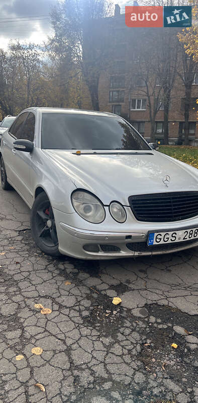 Седан Mercedes-Benz E-Class 2005 в Рівному фото Седан Mercedes-Benz E-Class 2005 в Рівному
