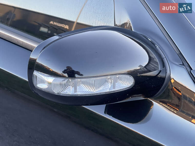 Седан Mercedes-Benz E-Class 2004 в Виннице