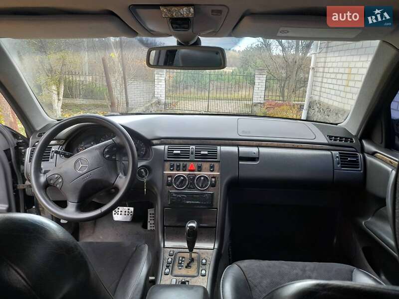 Седан Mercedes-Benz E-Class 2001 в Прилуках фото 9 Седан Mercedes-Benz E-Class 2001 в Прилуках