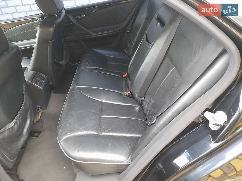 Седан Mercedes-Benz E-Class 2001 в Прилуках фото 12 Седан Mercedes-Benz E-Class 2001 в Прилуках