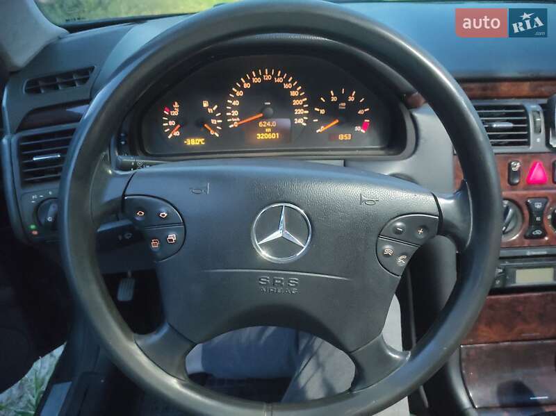Седан Mercedes-Benz E-Class 2000 в Тетиеве