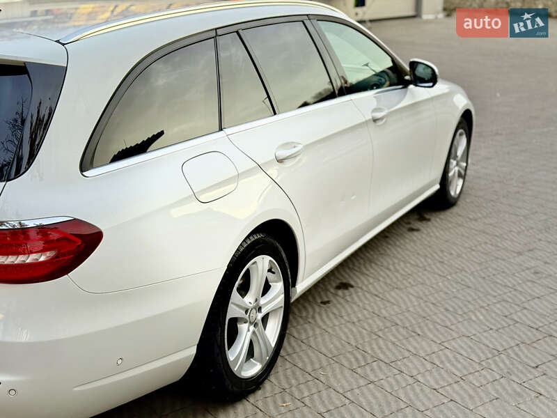Универсал Mercedes-Benz E-Class 2017 в Тернополе