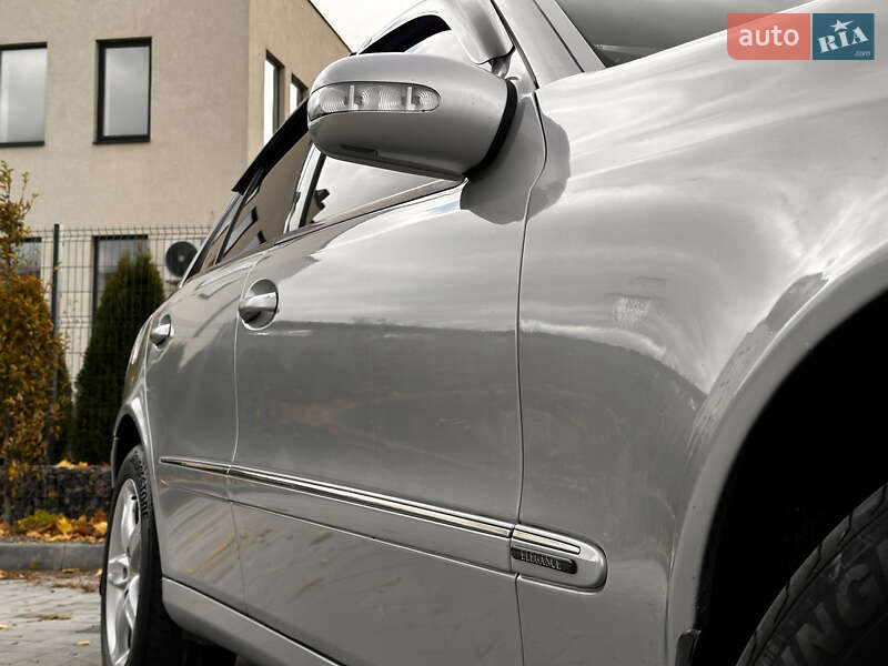 Седан Mercedes-Benz E-Class 2002 в Луцке