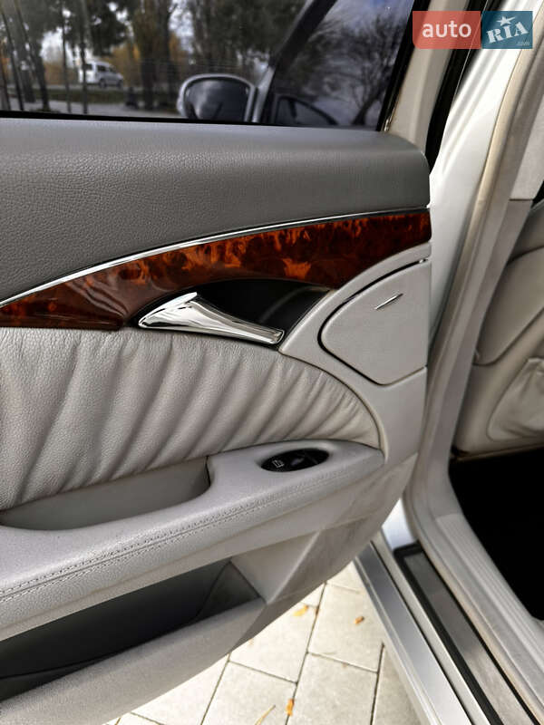 Седан Mercedes-Benz E-Class 2002 в Луцке