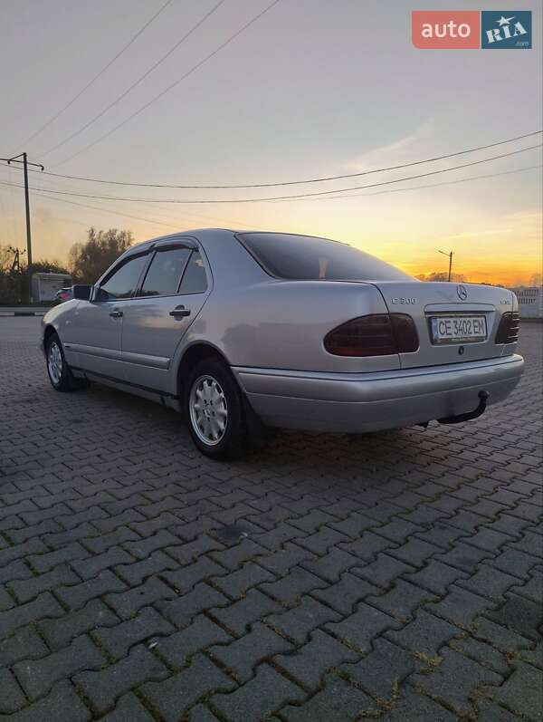 Седан Mercedes-Benz E-Class 1997 в Чернівцях фото 4 Седан Mercedes-Benz E-Class 1997 в Чернівцях