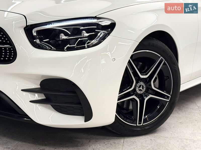 Седан Mercedes-Benz E-Class 2022 в Киеве
