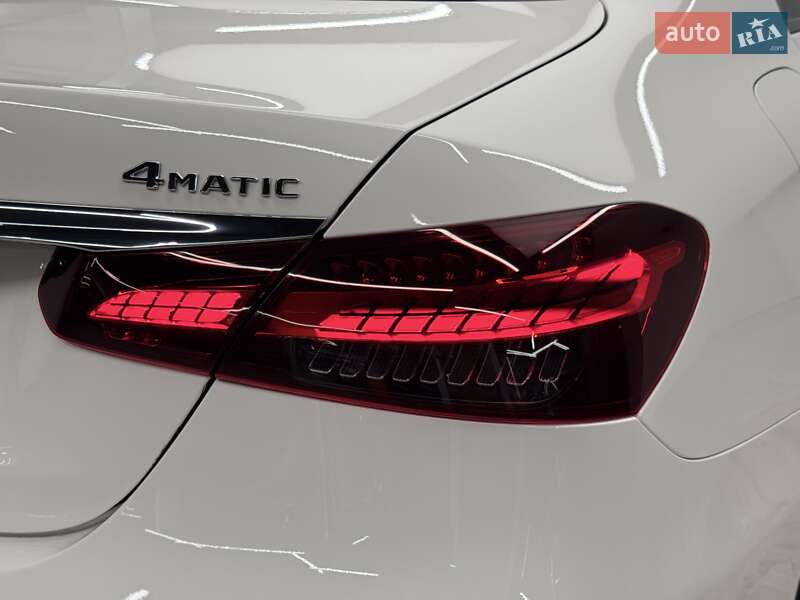 Седан Mercedes-Benz E-Class 2022 в Киеве