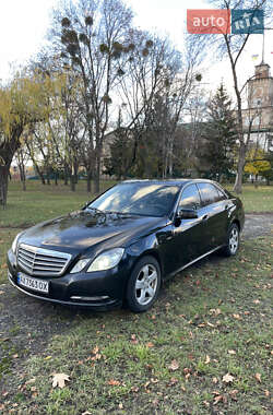 Седан Mercedes-Benz E-Class 2010 в Чугуєві