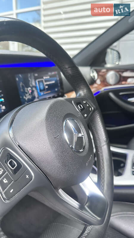 Универсал Mercedes-Benz E-Class 2017 в Днепре фото 15 Универсал Mercedes-Benz E-Class 2017 в Днепре