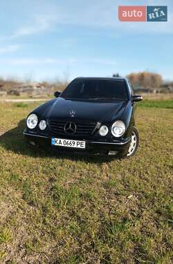 Седан Mercedes-Benz E-Class 1998 в Борщеве