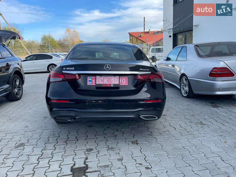 Седан Mercedes-Benz E-Class 2023 в Львове