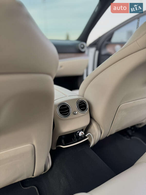 Седан Mercedes-Benz E-Class 2016 в Києві