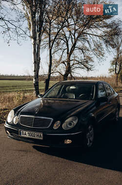 Седан Mercedes-Benz E-Class 2003 в Первомайске