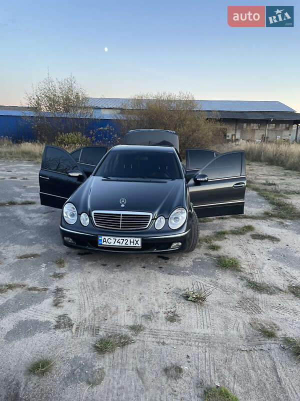 Седан Mercedes-Benz E-Class 2004 в Любомле фото 31 Седан Mercedes-Benz E-Class 2004 в Любомле