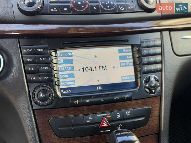 Седан Mercedes-Benz E-Class 2004 в Межгорье фото 47 Седан Mercedes-Benz E-Class 2004 в Межгорье