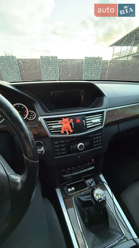 Седан Mercedes-Benz E-Class 2010 в Коломые фото 22 Седан Mercedes-Benz E-Class 2010 в Коломые
