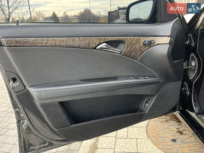 Седан Mercedes-Benz E-Class 2006 в Львові