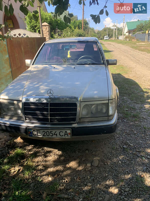 Mercedes-Benz E-Class 1987 Mercedes-Benz E-Class 1987