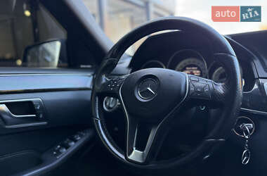 Седан Mercedes-Benz E-Class 2013 в Міжгір'ї