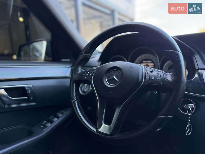 Седан Mercedes-Benz E-Class 2013 в Межгорье фото 43 Седан Mercedes-Benz E-Class 2013 в Межгорье