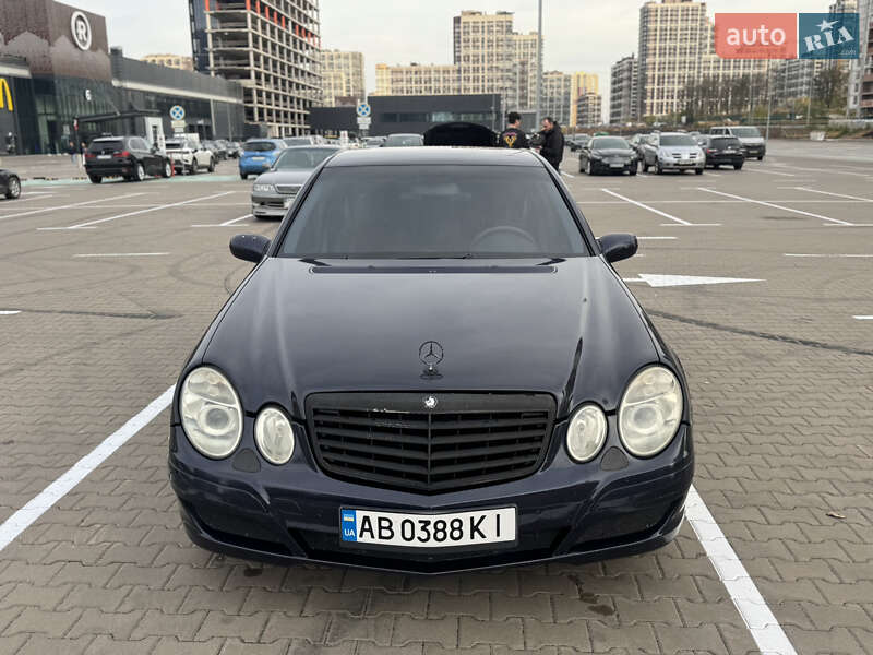 Седан Mercedes-Benz E-Class 2003 в Киеве фото 2 Седан Mercedes-Benz E-Class 2003 в Киеве