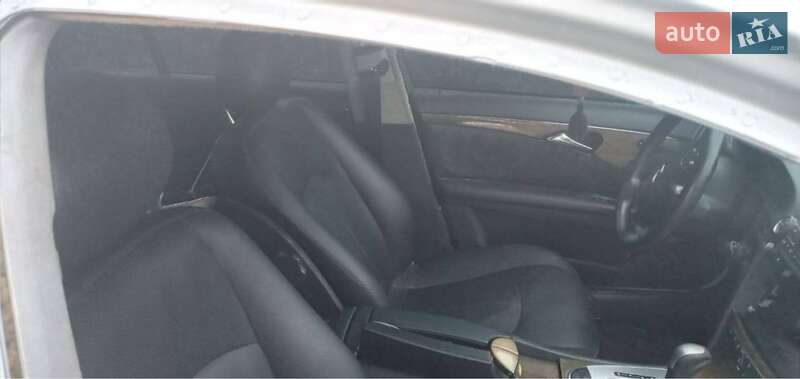 Седан Mercedes-Benz E-Class 2002 в Тульчине