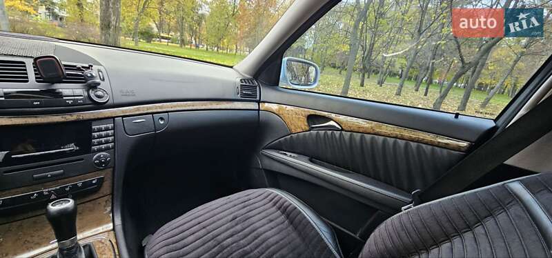 Седан Mercedes-Benz E-Class 2009 в Одесі фото 30 Седан Mercedes-Benz E-Class 2009 в Одесі