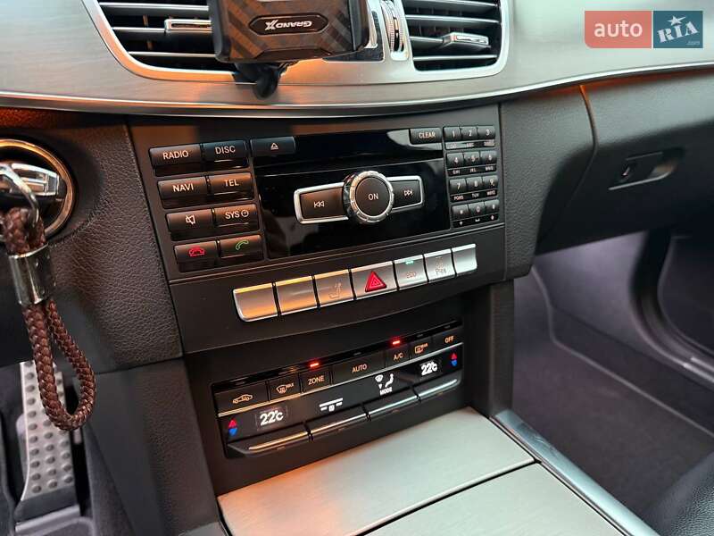 Седан Mercedes-Benz E-Class 2014 в Києві