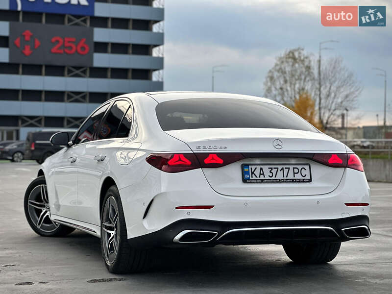 Седан Mercedes-Benz E-Class 2024 в Києві фото 14 Седан Mercedes-Benz E-Class 2024 в Києві